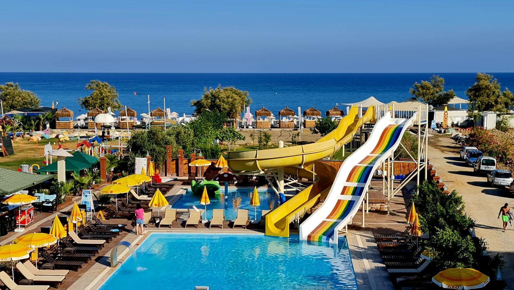 Unluselek Hotel Anamur Exterior photo
