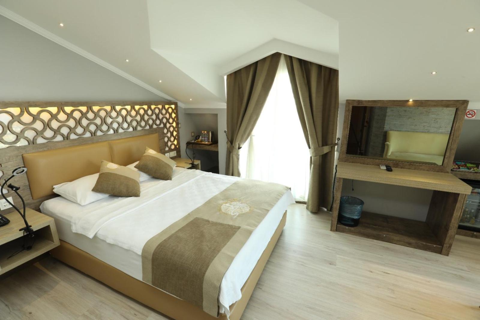 Unluselek Hotel Anamur Exterior photo