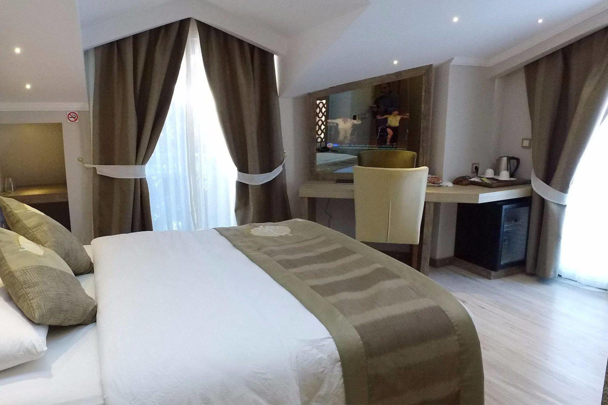 Unluselek Hotel Anamur Exterior photo